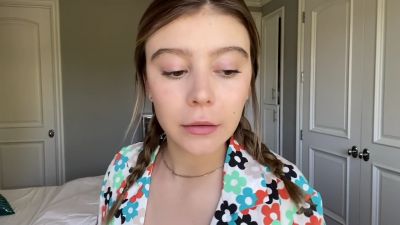 ytvideo20-61812.jpg