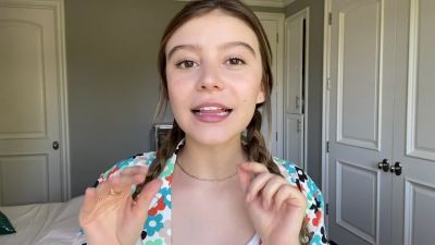 ytvideo20-62556.jpg