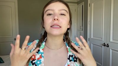 ytvideo20-62803.jpg