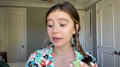 ytvideo20-69352.jpg