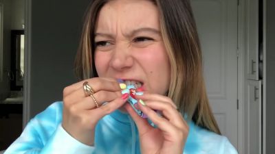 ytvideo20-51001.jpg