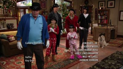 1x06capz22073.jpg