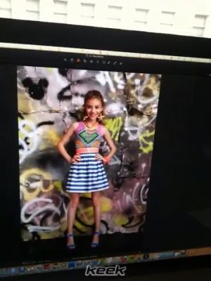 behind-shoot020293.jpg