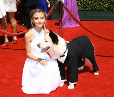 emmyy_281129.jpg