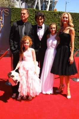 emmyy_283029.jpg