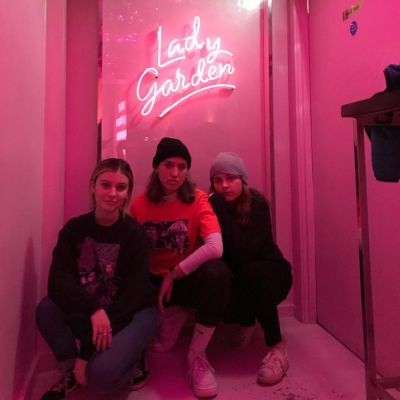 friendsfam-318.jpg
