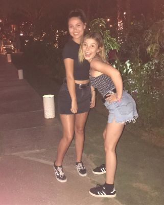 friendsfam-384.jpg