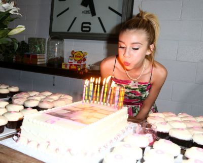 sweet16-25.jpg